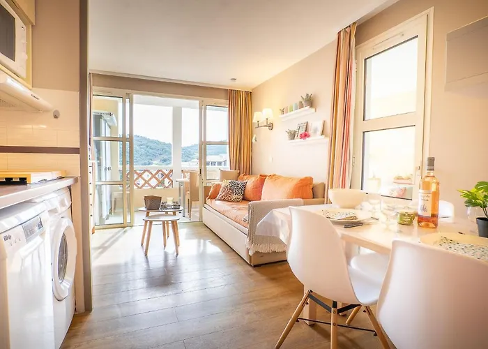 L'esquinade P3 314 By Interhome * Сен-Рафаэль