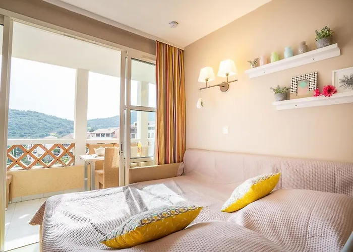 L'esquinade P3 314 By Interhome Сен-Рафаэль