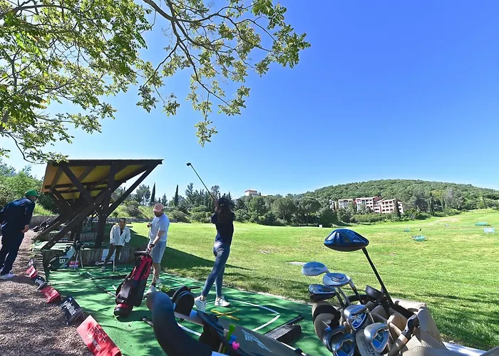 L'esquinade P3 314 By Interhome * Сен-Рафаэль